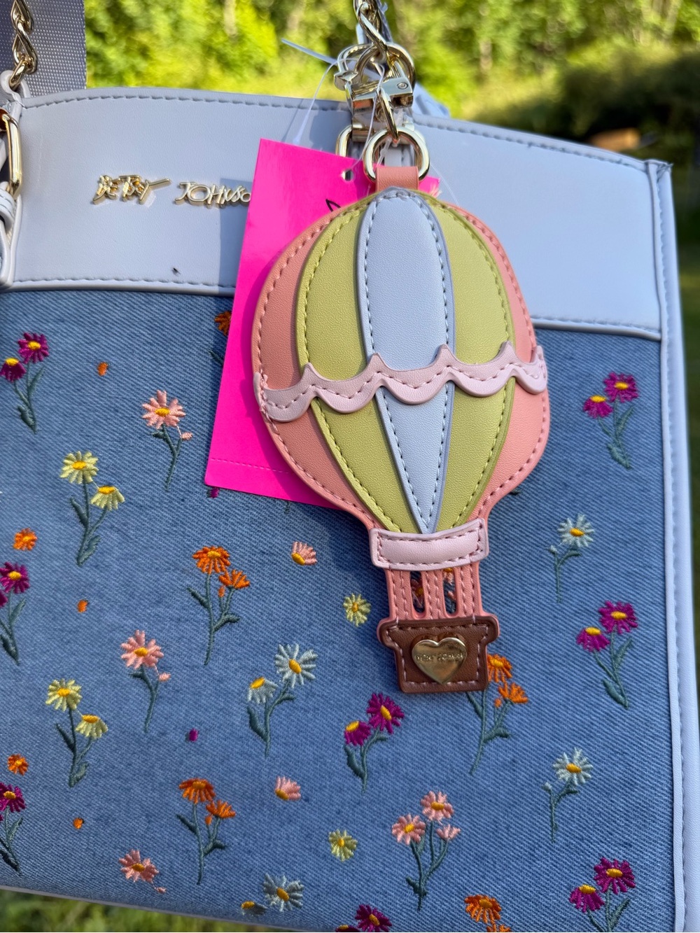 Betsey satchel tote floral stripe quilted roses - Picture 4 of 12